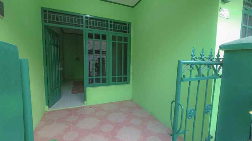 rumah kontrakan karangsatria 2 kt 2 km