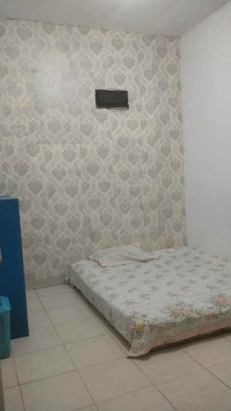 rumah kost di ngagel listrik 5 500 va