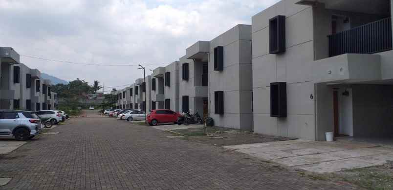 rumah kost exlusive dikawasan kampus jatinangor