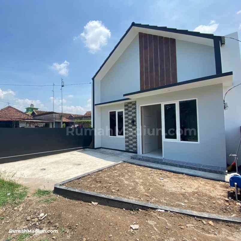 rumah madiun murah cocok buat kosan tenggah kota