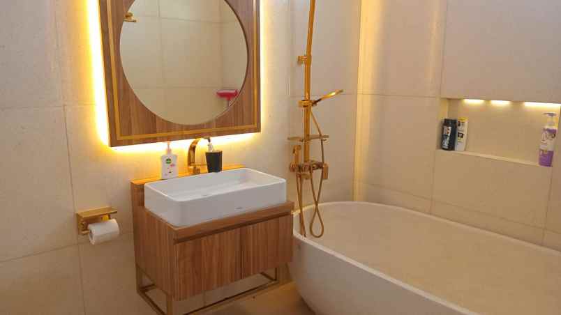 rumah mewah harga murah di cluster elite podomoro park