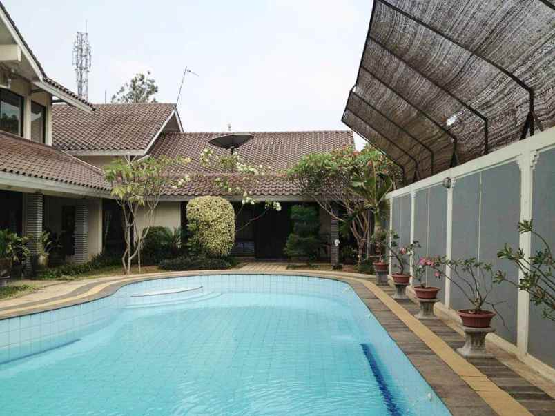 rumah mewah private pool po dok cabe