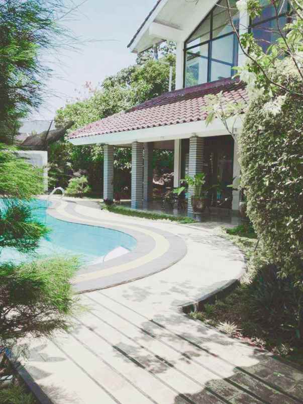 rumah mewah private pool po dok cabe