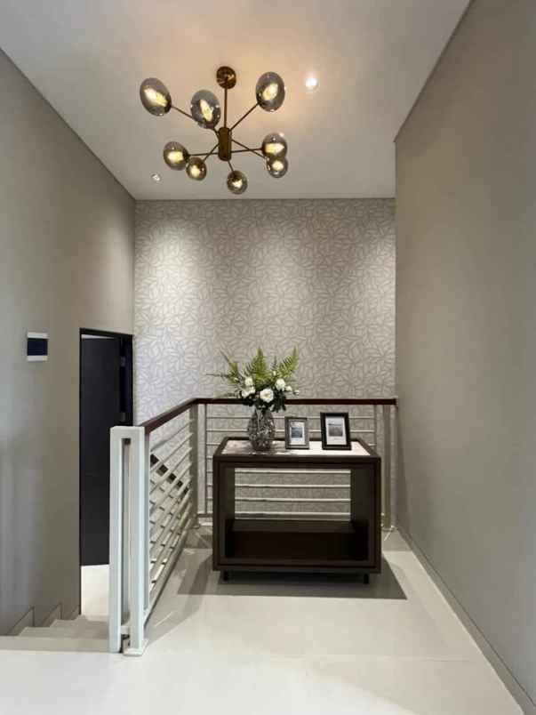 rumah modern aesthetic lokasi cemorokandang