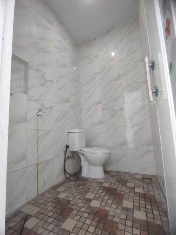 rumah modern clasik jatiwaringin pondok gede bekasi