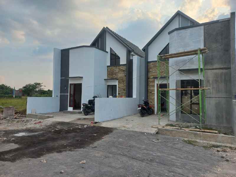 rumah modern murah di bendosari sukoharjo