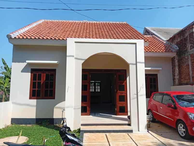 rumah modern siap huni shm ready dekat unnes
