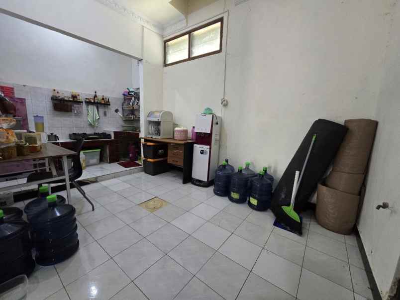 rumah mulyosari tengah strategis siap huni furnished