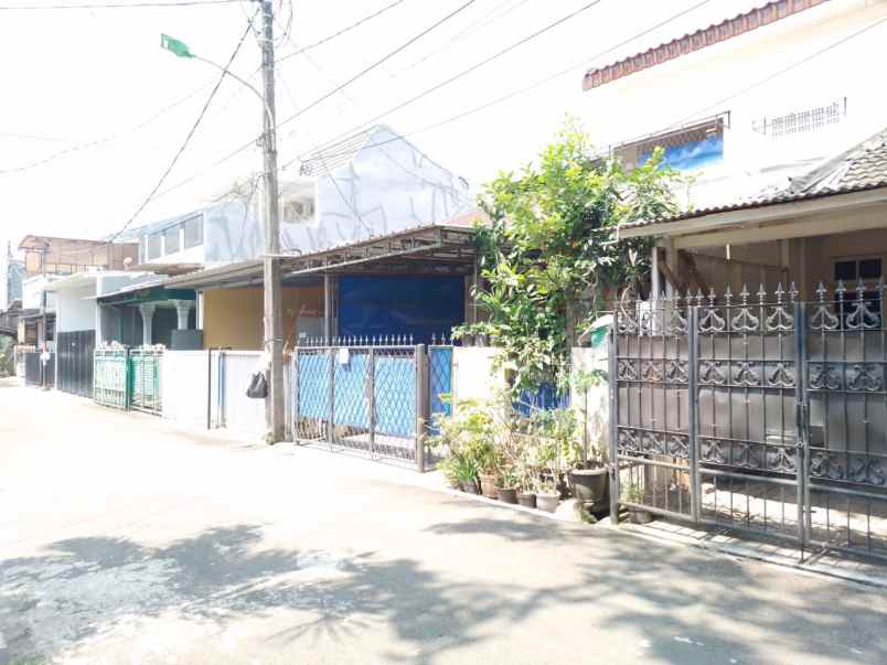 rumah murah bebas banjir di komplek duren sawit baru