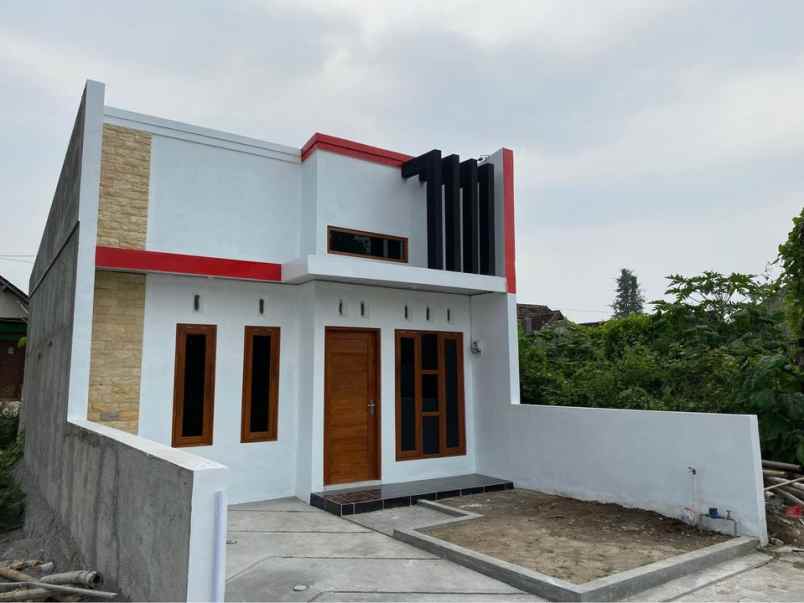 rumah murah modern utara candi prambanan