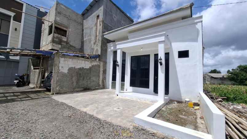 rumah paling murah 6 menit ke rs dr hardjolukito