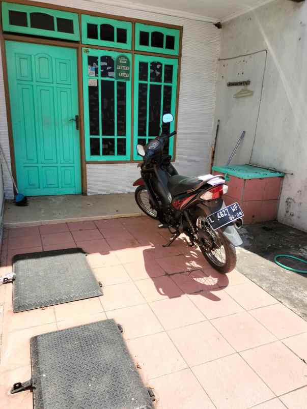 rumah ploso 2 lantai shm ada balkon atas