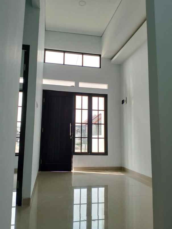 rumah premium konsep one gate system hot promo