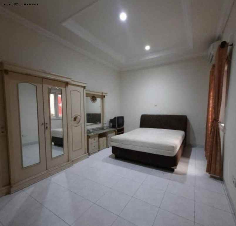 rumah puri galaxy hadap timur