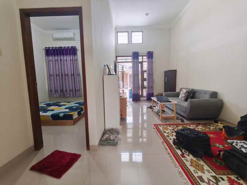 rumah rapi terawat di cluster taman sentani 2 bekasi