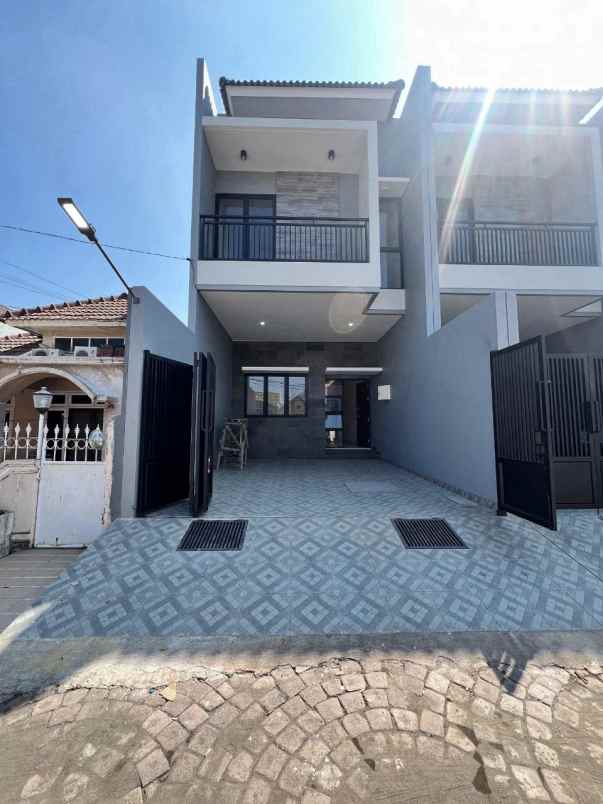 rumah ready nirwana eksekutif dekat merr tol upn