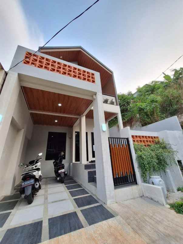 rumah scandinaviam style dalam komplek di pamulang