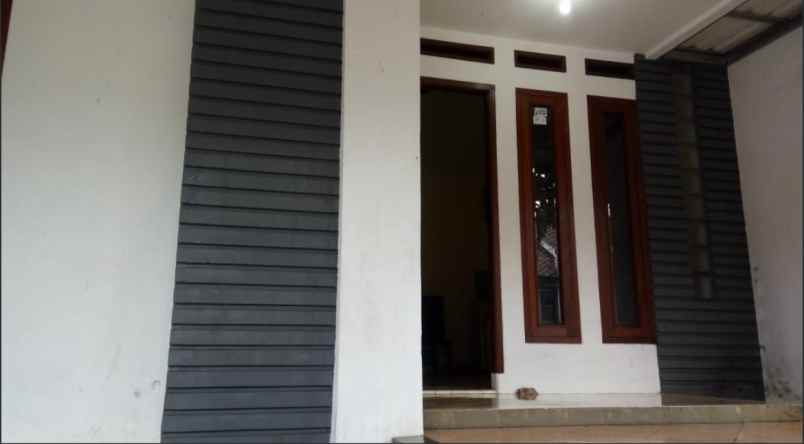 rumah second siap huni di meruyung depok