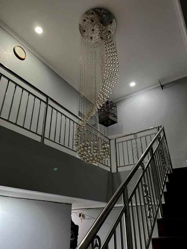 rumah second siap huni jatiwaringin pondok gede bekasi