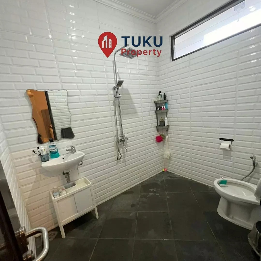 rumah secondary minimalis di ciputat pondok cabe