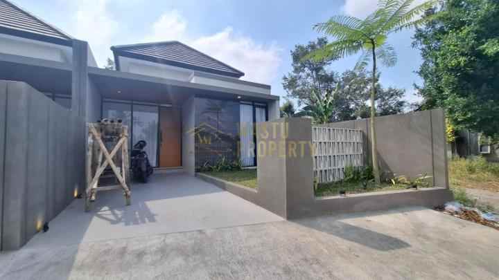 rumah siap huni akses mudah dekat kampus uii ngaglik