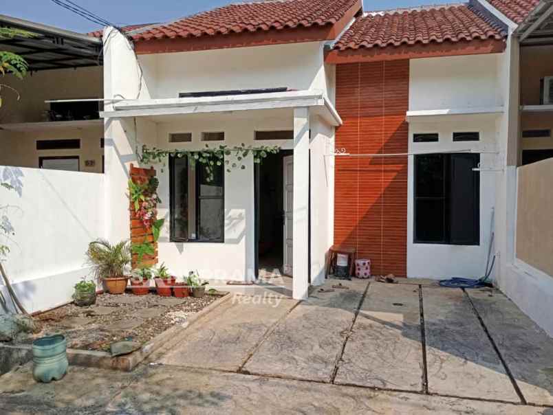 rumah siap huni dalam cluster bedahan sawangan iml