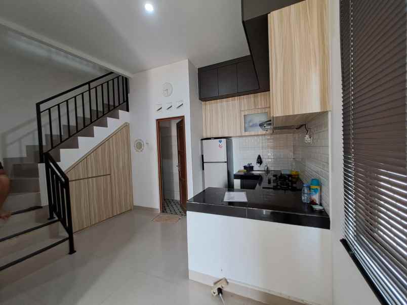 rumah siap huni dan strategis di cimanggis depok