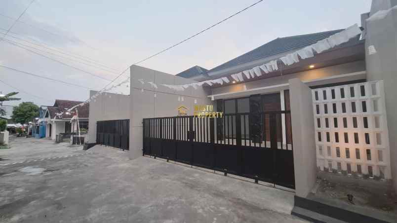 rumah siap huni dekat exit tol jogja solo di kalasan