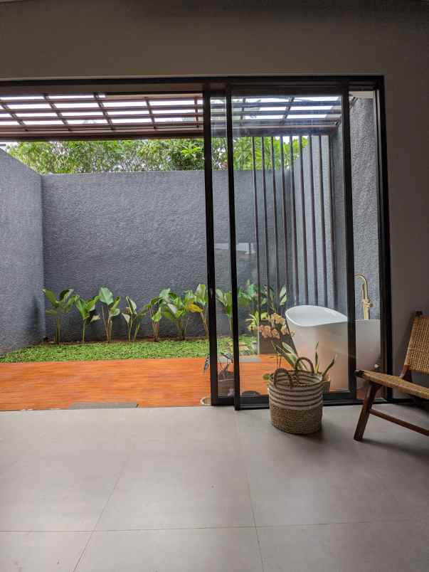 rumah siap huni di cirendeu