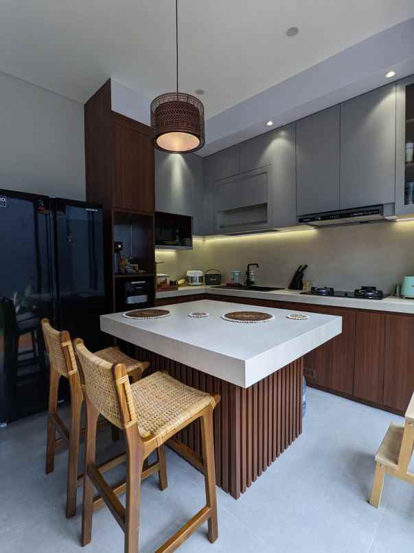 rumah siap huni di cirendeu