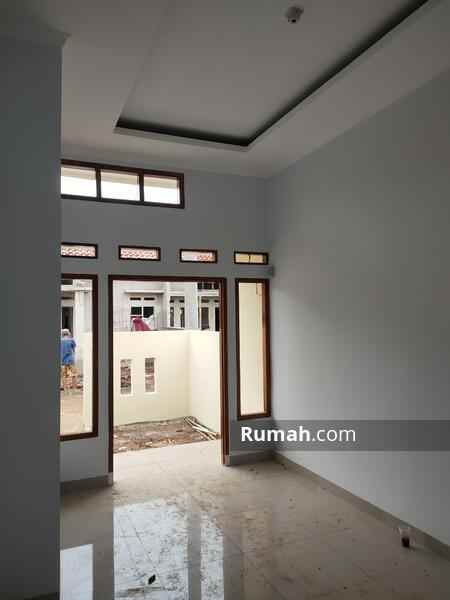 rumah strategis bebas banjir include shm cash