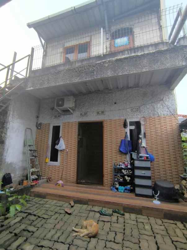 rumah strategis kayuringin jaya bekasi selatan