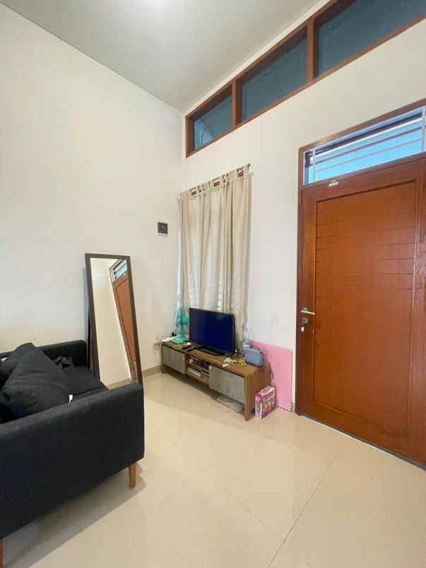 rumah strategis nyaman puri dago mas antapani bandung