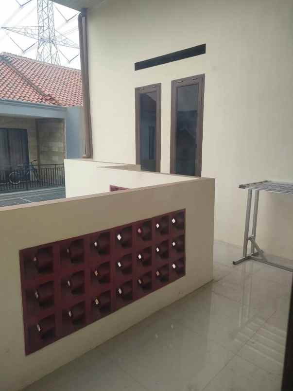 rumah strategis siap huni di pancoran mas depok