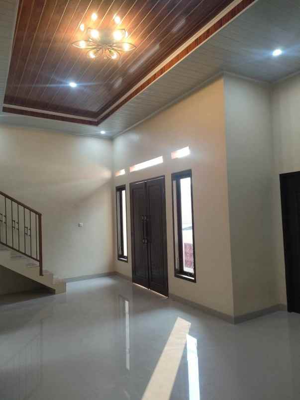 rumah strategis siap huni di pancoran mas depok