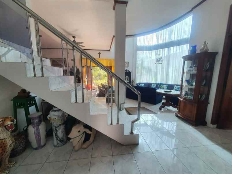 rumah tanah luas di lenteng agung jagakarsa shm