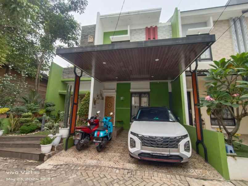 rumah terawat dan nyaman di karawaci