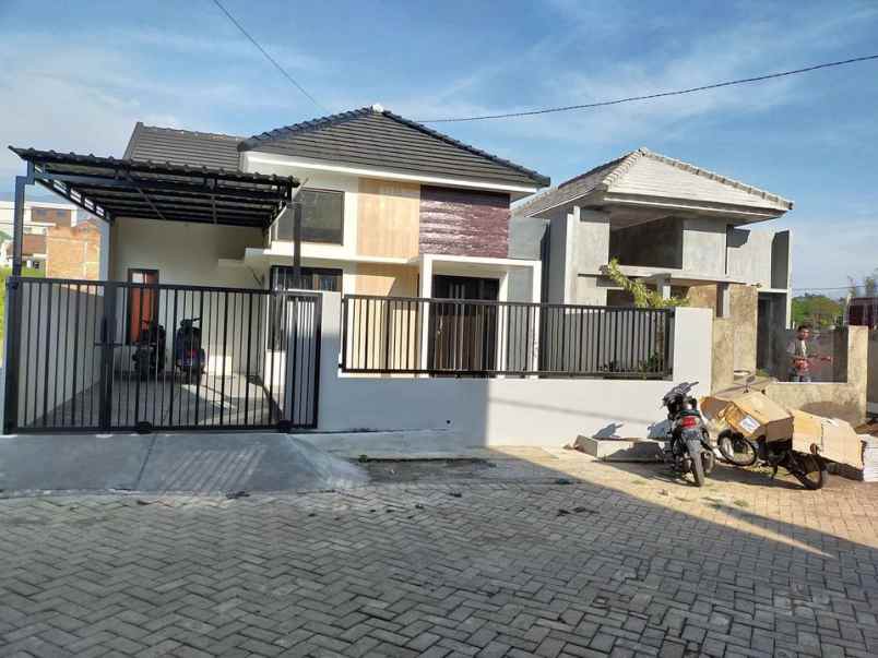 rumah tlogomas