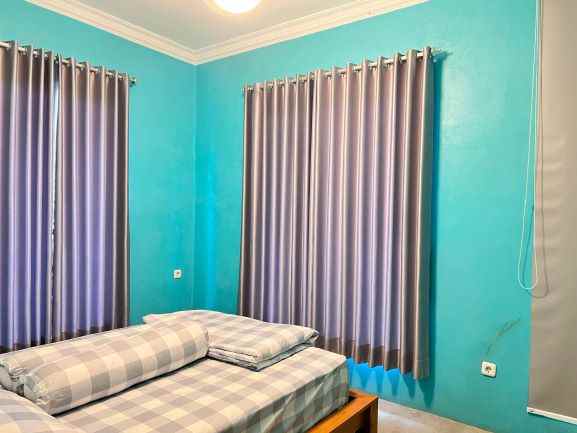 rumah villa mewah 2 lantai kemuning karanganyar