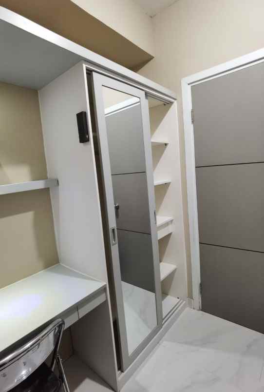 selangkah ke lrt 2br nyaman di green pramuka city