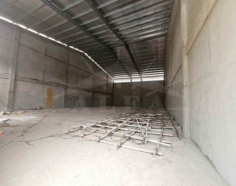 sewa murah gudang strategis jalur kontainer 24 jam