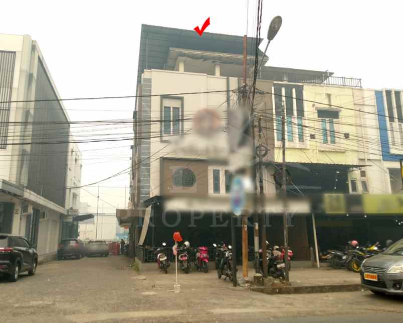 sewa murah ruko siap pakai halaman luas pusat kota