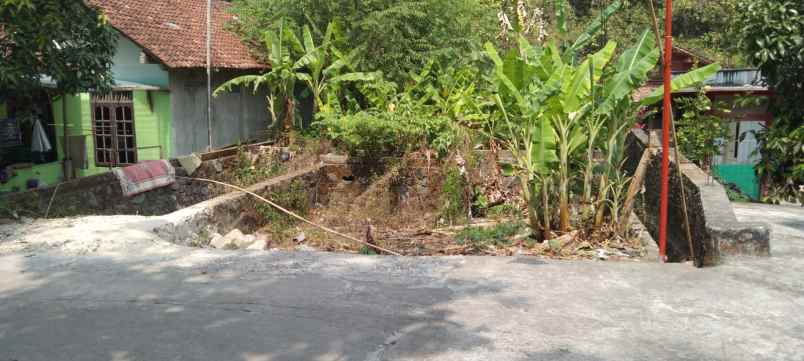 tanah berpondasi di argorejo sedayu bantul