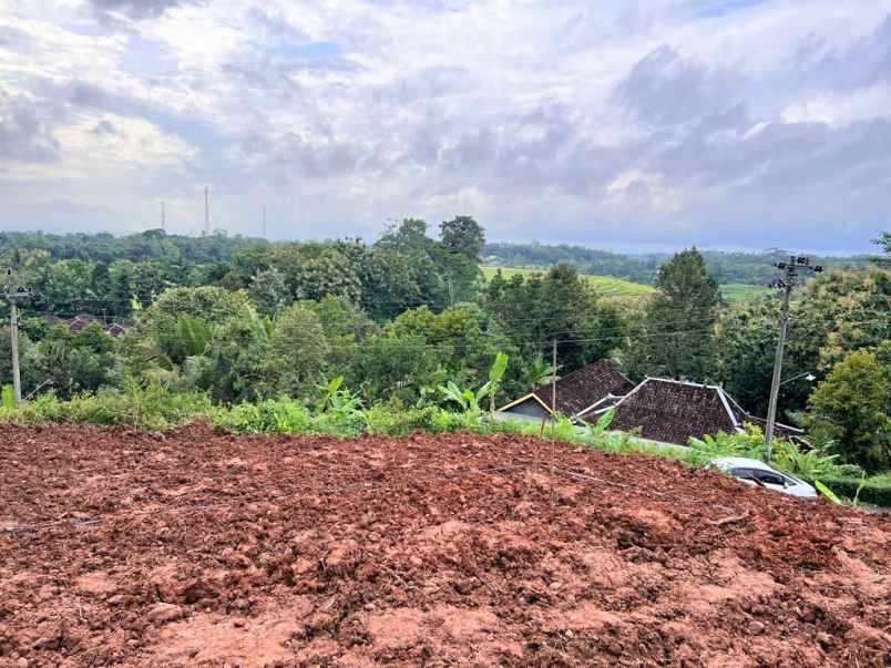 tanah datar 1520m dekat pasar mojogedang karanganyar