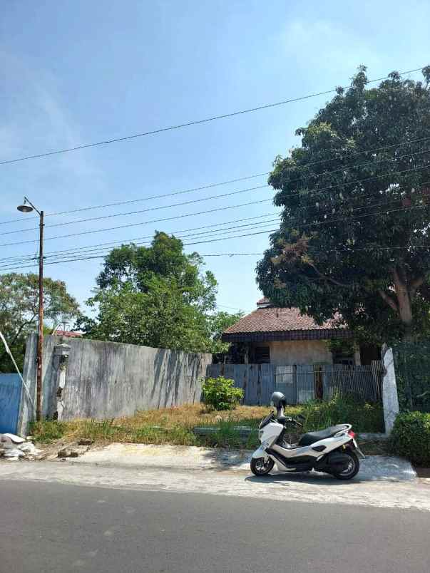 tanah di jalan tasura dekat kampus sanata dharma