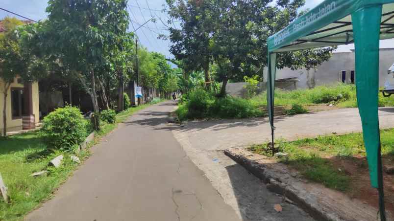 tanah murah siap bangun lokasi cilodong depok shm