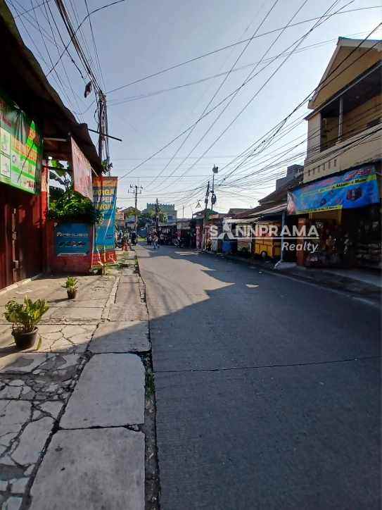 tanah strategis ada rumah lama di pitara depok