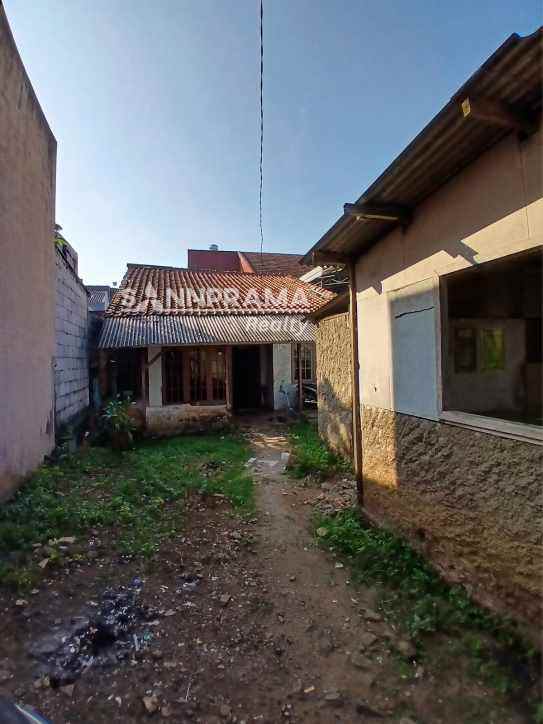 tanah strategis ada rumah lama di pitara depok