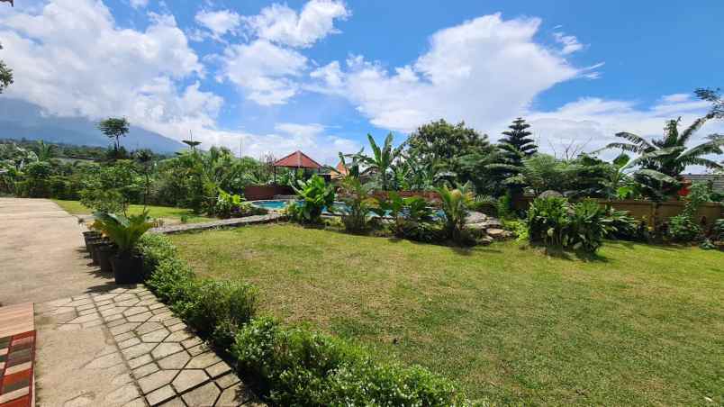 villa imah kai cisarua weekday