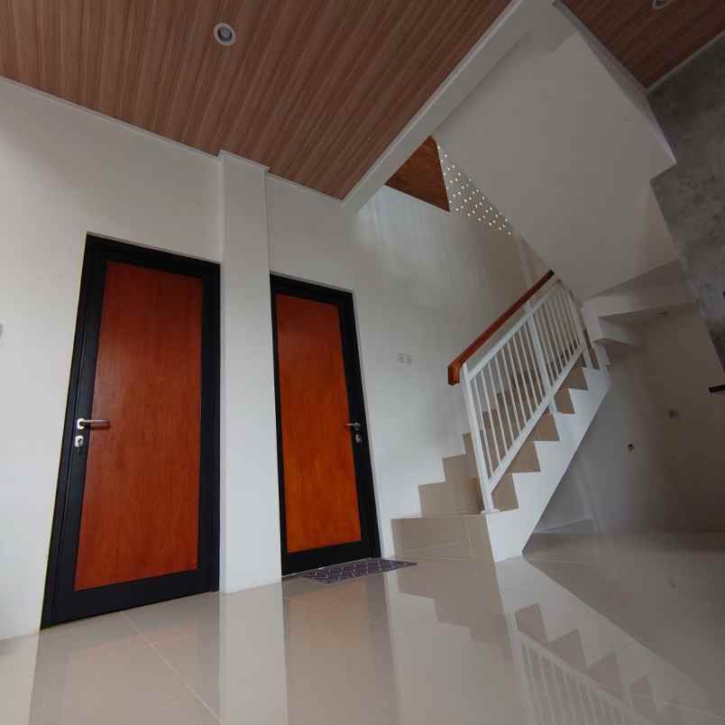 villa mewah full furnished di kawasan wisata kaliurang